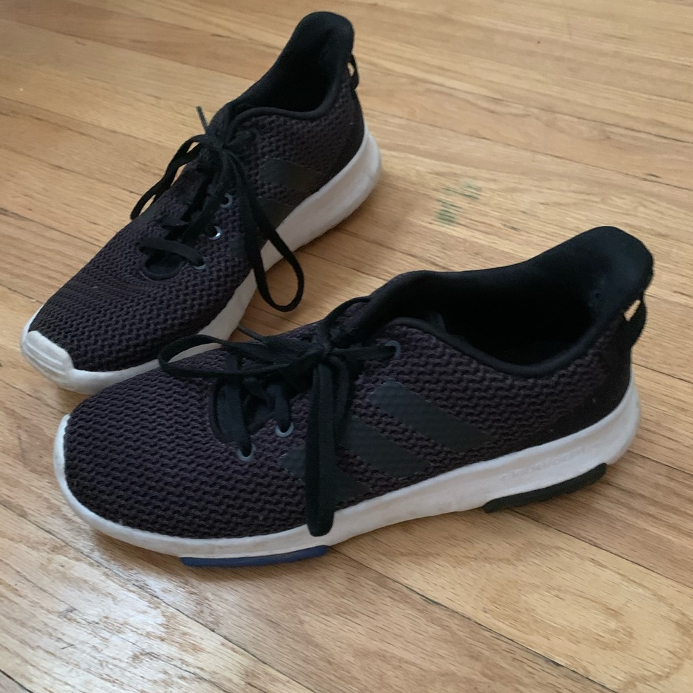 Boys shoes